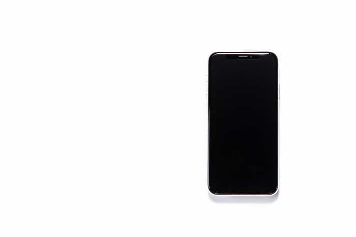 画面が真っ暗！iPhoneXが動かない時に強制終了する方法